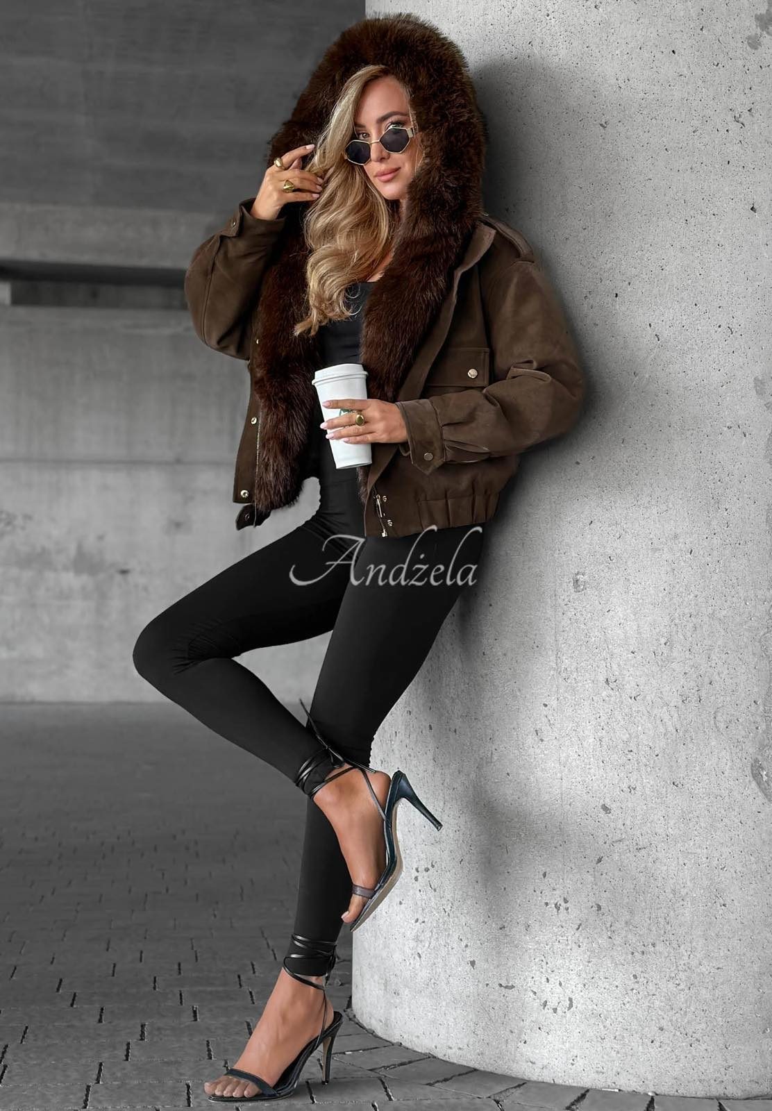Kurtki Damskie _size uni_ paczka 4szt_ 1 kolor 7021847