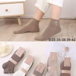 Skarpety DAMSKA.SIZE: 35-42_( 40PAR/PACZKA) KOLOR JAK NA ZDZIĘCIU 2364717