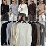 Swetry Damskie wloskie _size uni_ paczka 12szt_ mix kolor 6102479