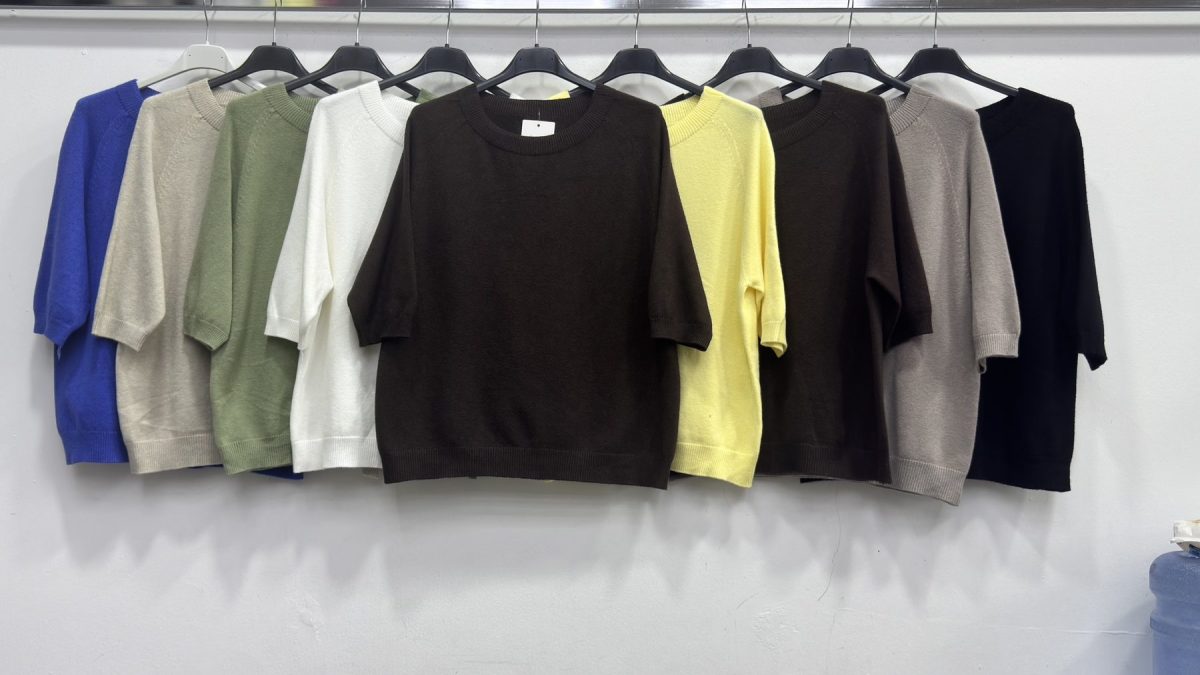 Swetry Damskie wloskie_size uni_paczka 6szt_mix kolor 8989141