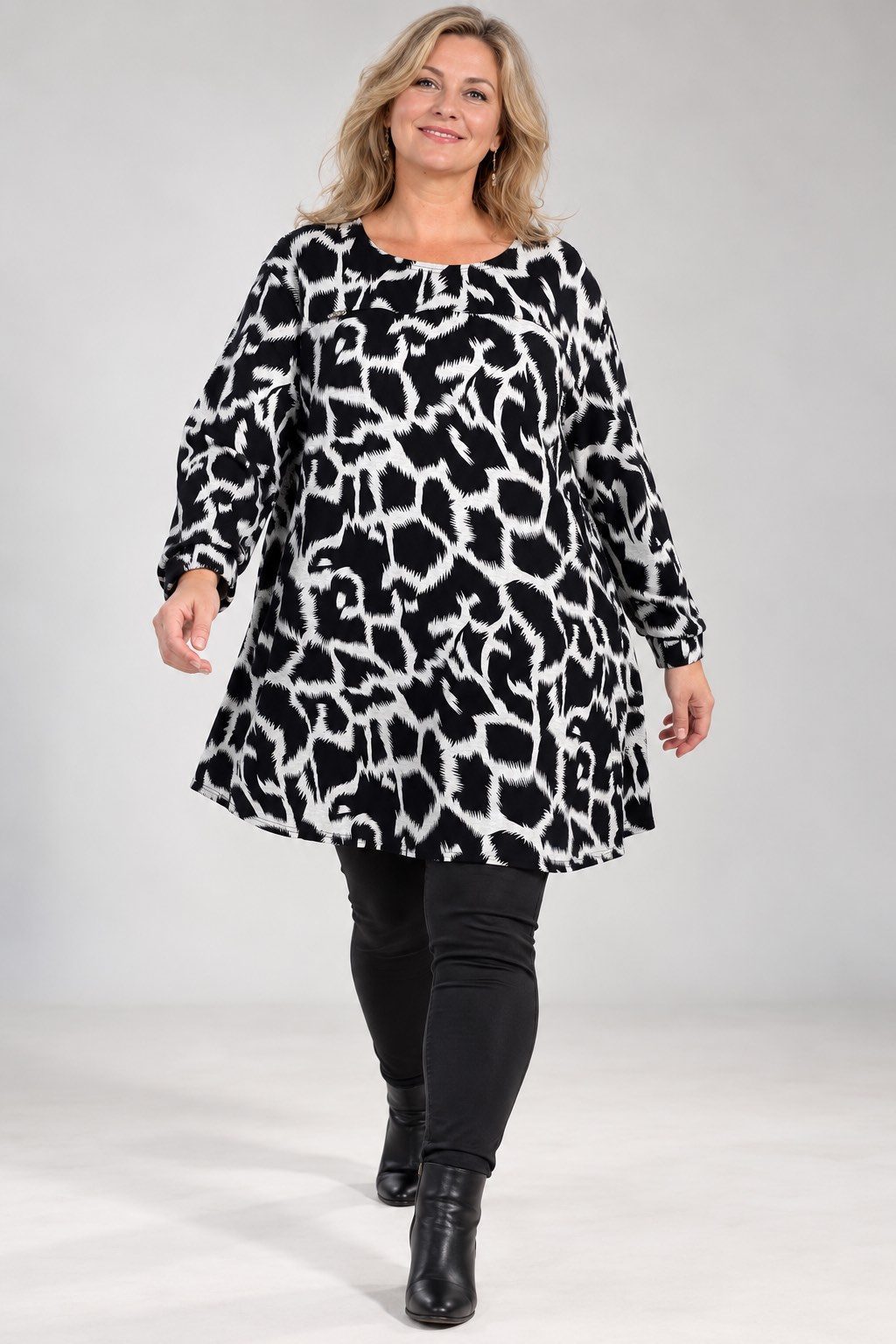 Tuniki Damskie Polskie_ size standard_ paczka 4szt 1 kolor 1173985