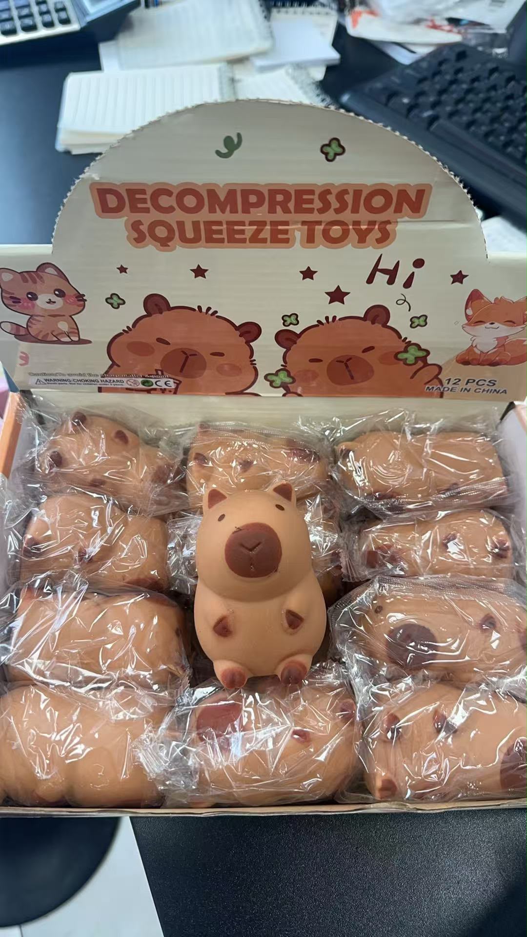 GNIOTEK SQUISHY 1262588
