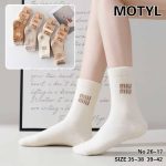 Skarpety DAMSKA .SIZE: 35-42_( 40PAR/PACZKA) KOLOR JAK NA ZDZIĘCIU 7078216