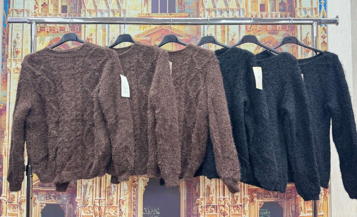 Swetry damskie Włoski _ Size uni_paczka 6szt_mix kolor 9233985