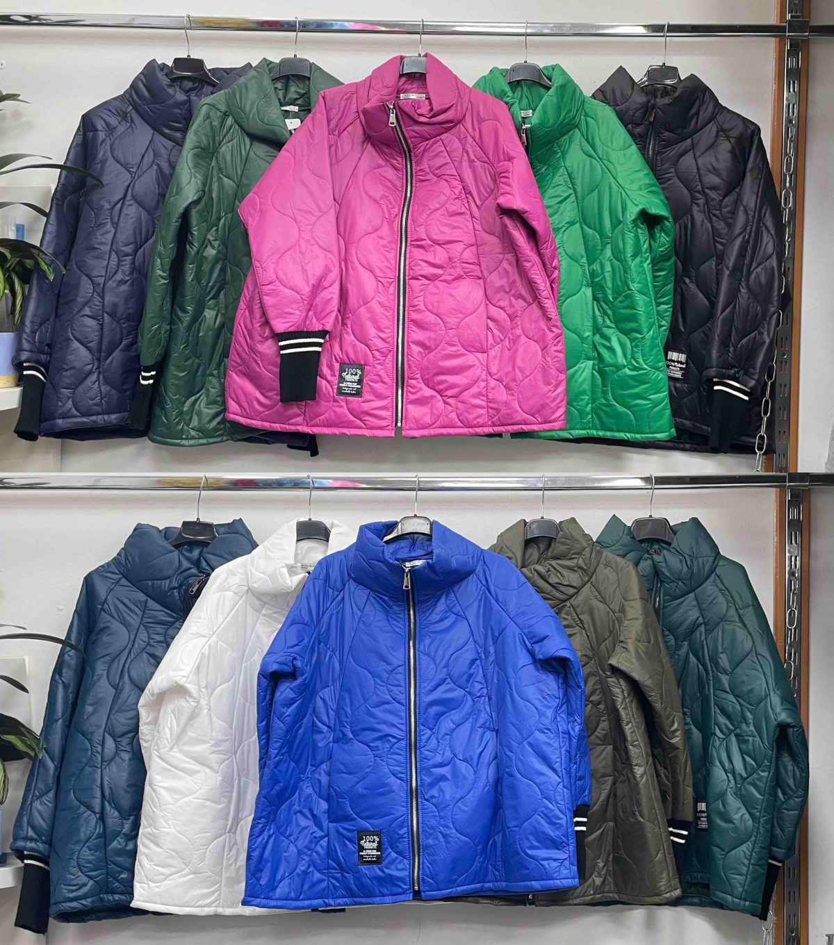Kurtki damskie Włoski _ Size uni_paczka 6szt_mix kolor 9234010