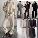Komplety Damskie Polskie_ size uni_ paczka 8 szt_ mix kolor 9234042