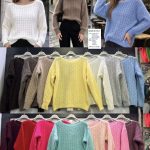 Swetry Damskie wloskie _size uni_ paczka 6szt_ mix kolor 2305755