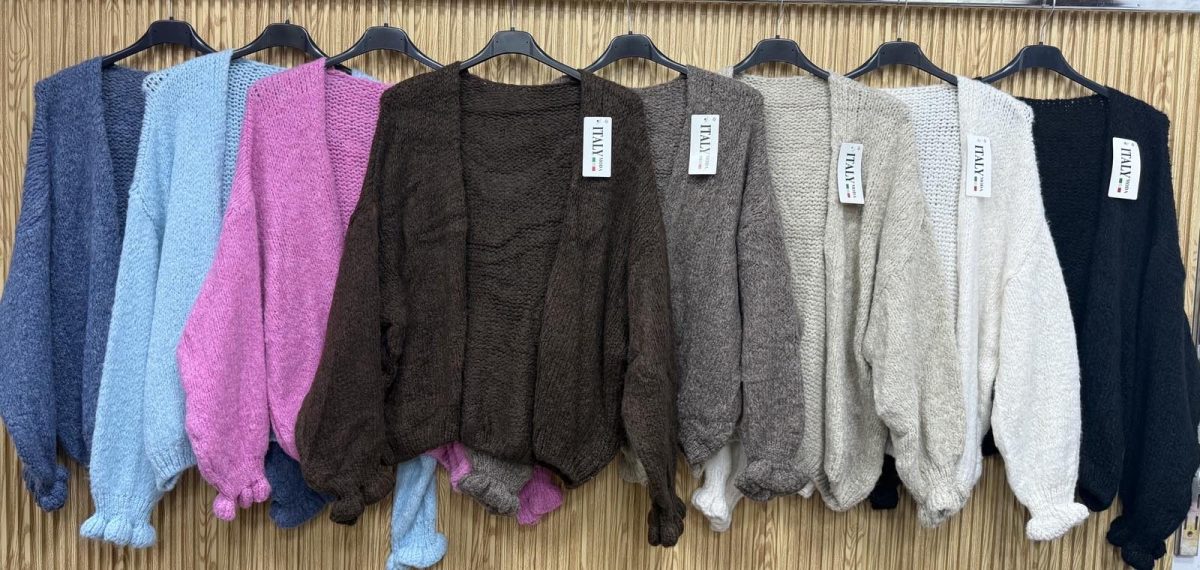 Swetry Damskie wloskie _size uni_ paczka 6szt_ mix kolor 2305779