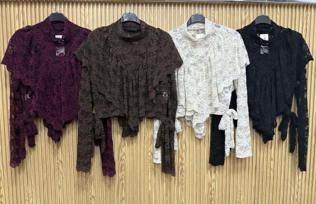 Bluzki Damskie wloskie _size uni_ paczka 6szt_ mix kolor 7615373