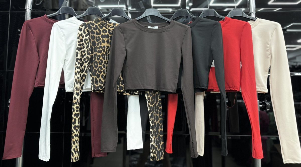 Bluzki Damskie wloskie _size uni_ paczka 6szt_ mix kolor 7615438