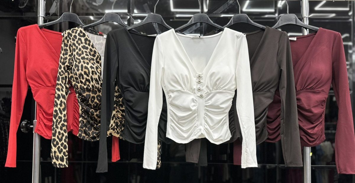 Bluzki Damskie wloskie _size uni_ paczka 6szt_ mix kolor 7615444