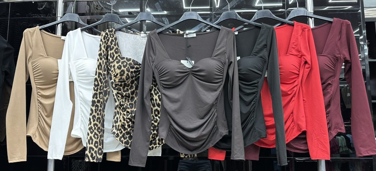 Bluzki Damskie wloskie _size uni_ paczka 6szt_ mix kolor 7615454