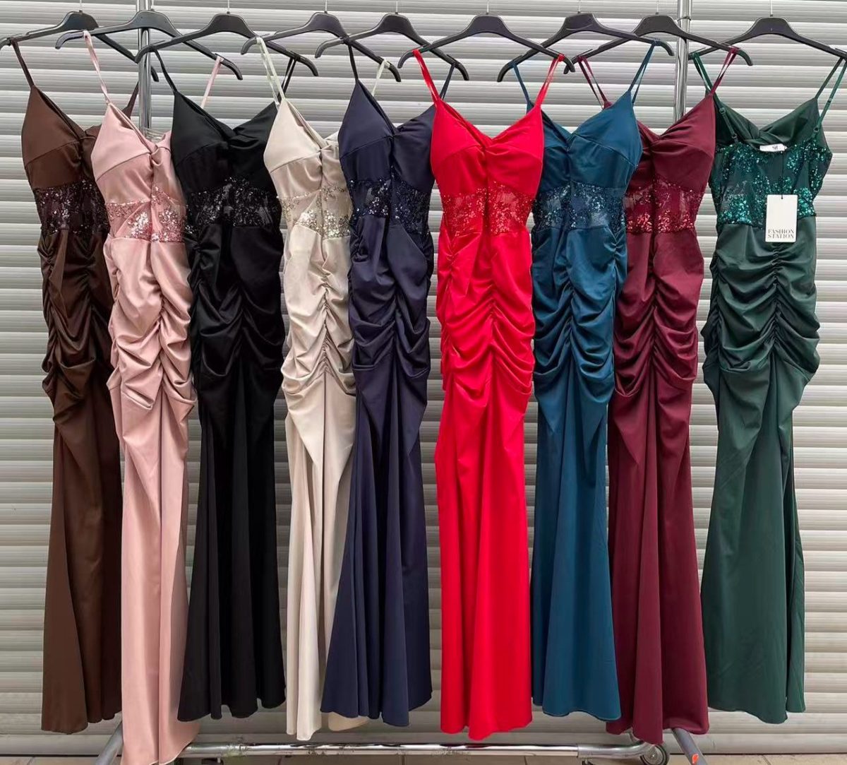 Sukienki Damskie wloskie _size uni_ paczka 6szt_ mix kolor 8384047