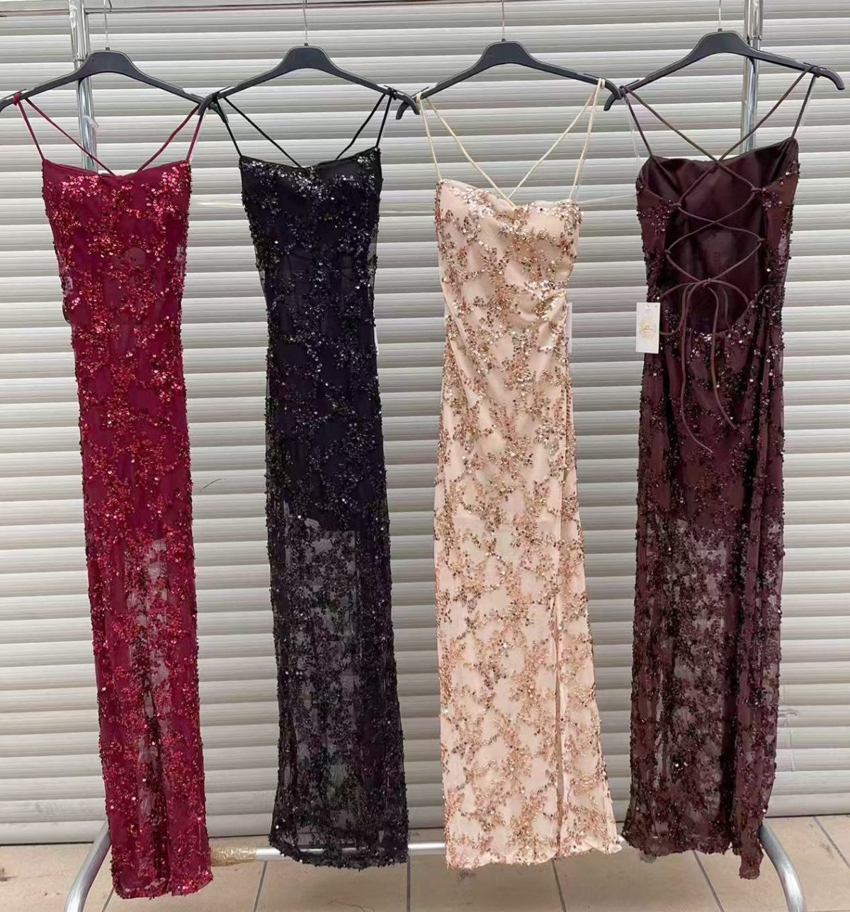 Sukienki Damskie wloskie _size uni_ paczka 6szt_ mix kolor 8384075