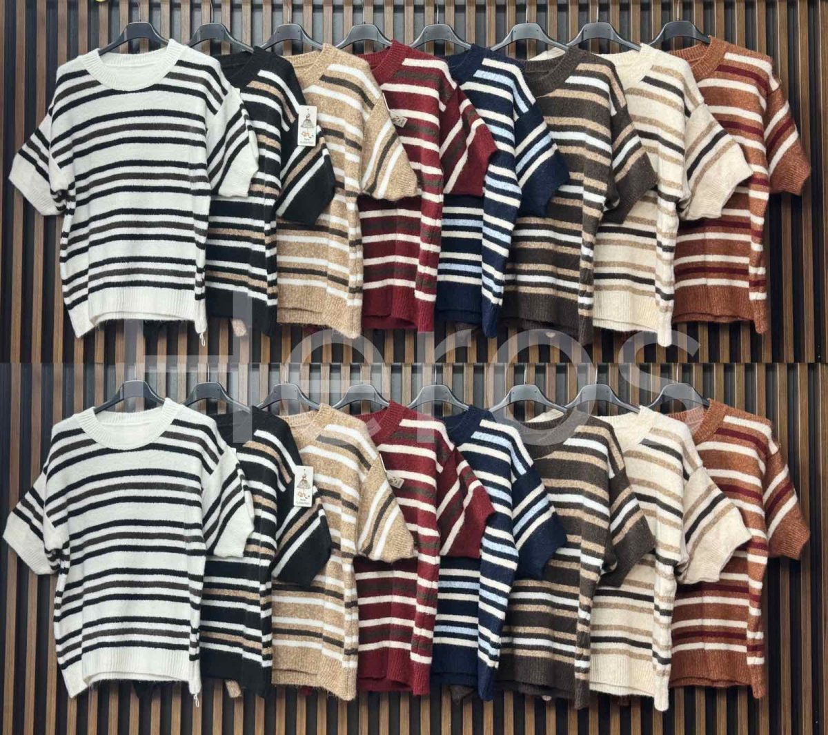 Swetry Damskie wloskie _size uni_ paczka 6szt_ mix kolor 3027669